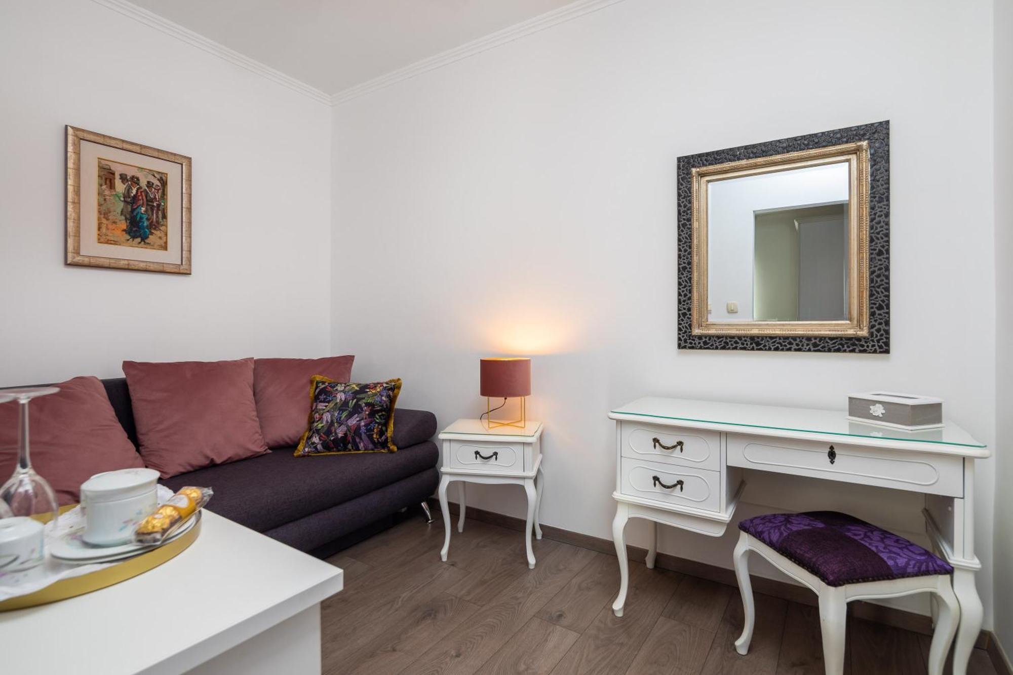 Romantic Luxury krevet i doručak 4*